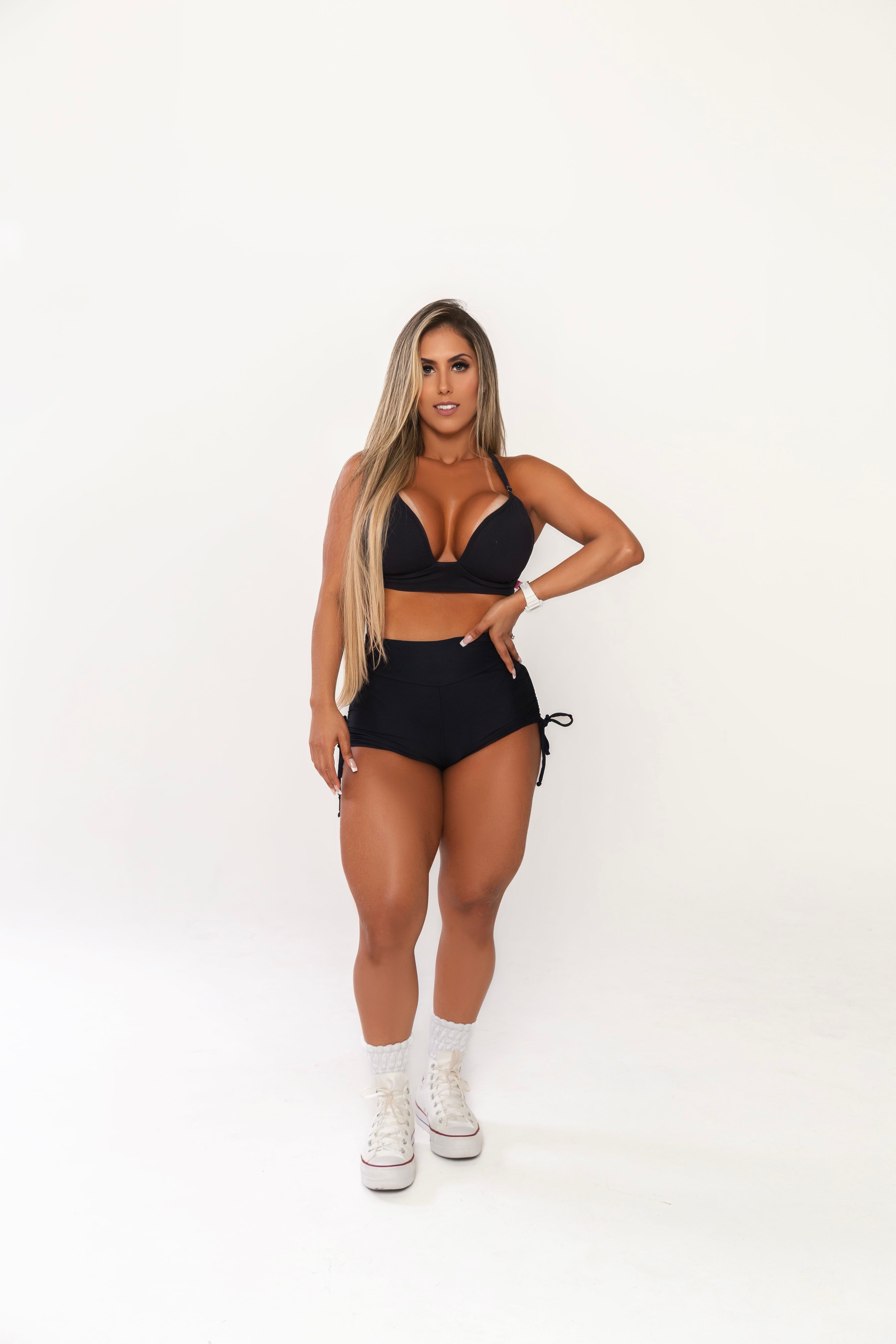 Conjunto Shorts Empina Bumbum & Top Black She Squats