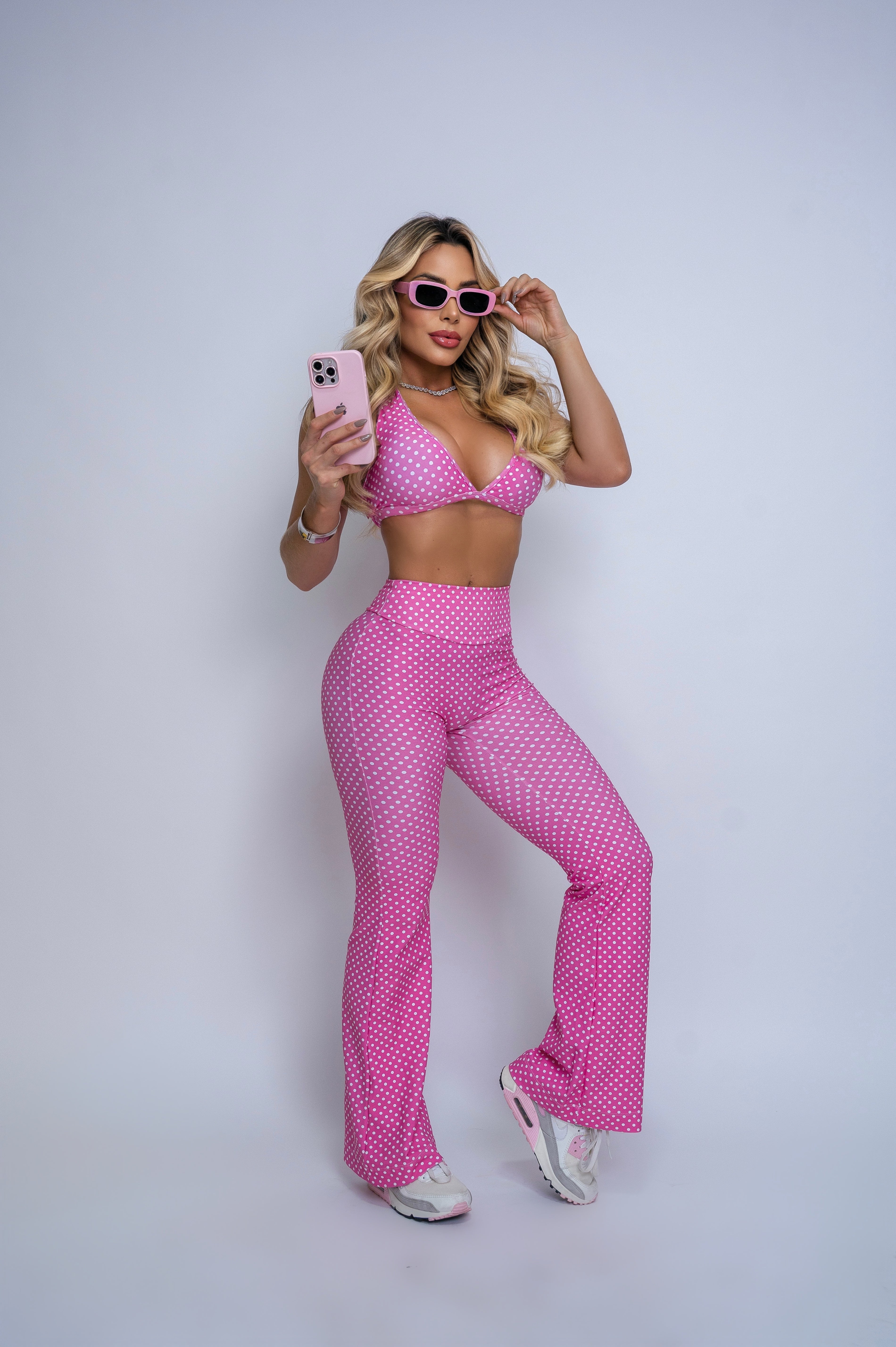 Conjunto Fitness Poá Rosa Calca Flare Cintura Alta + Top Bojo Removível - She Squats