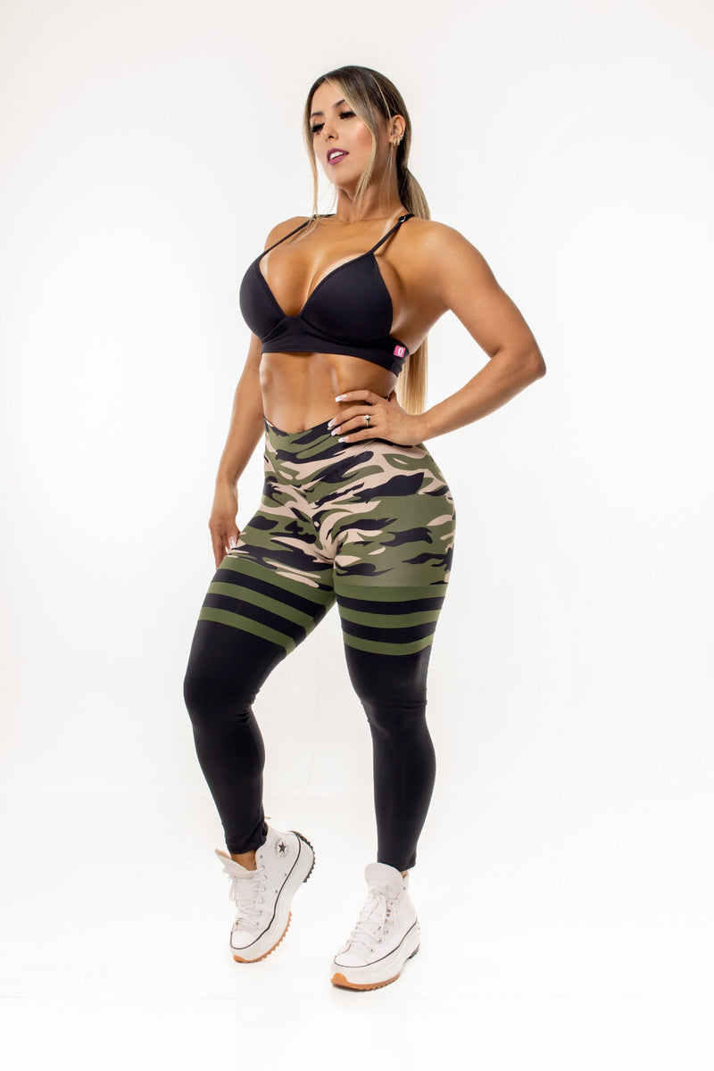 Legging Militar Com Empina Bumbum - She Squats