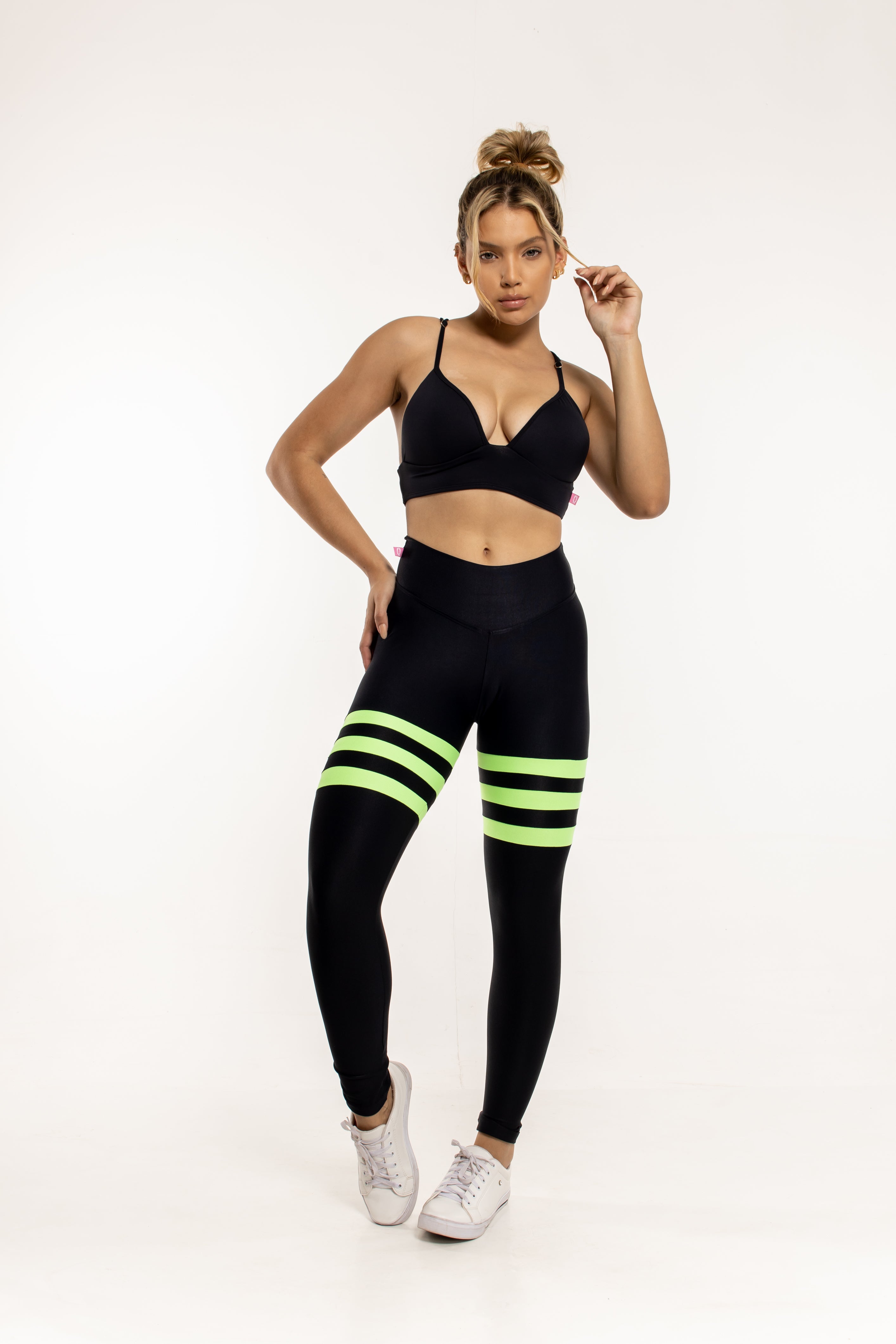 Legging Preta e Verde Com Empina Bumbum - She Squats